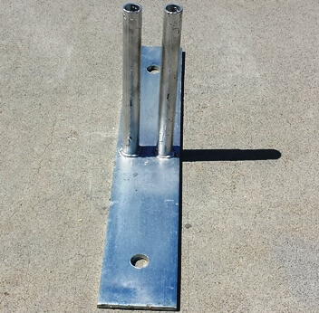 2 Peg Flat Plate Crowd Control Stand